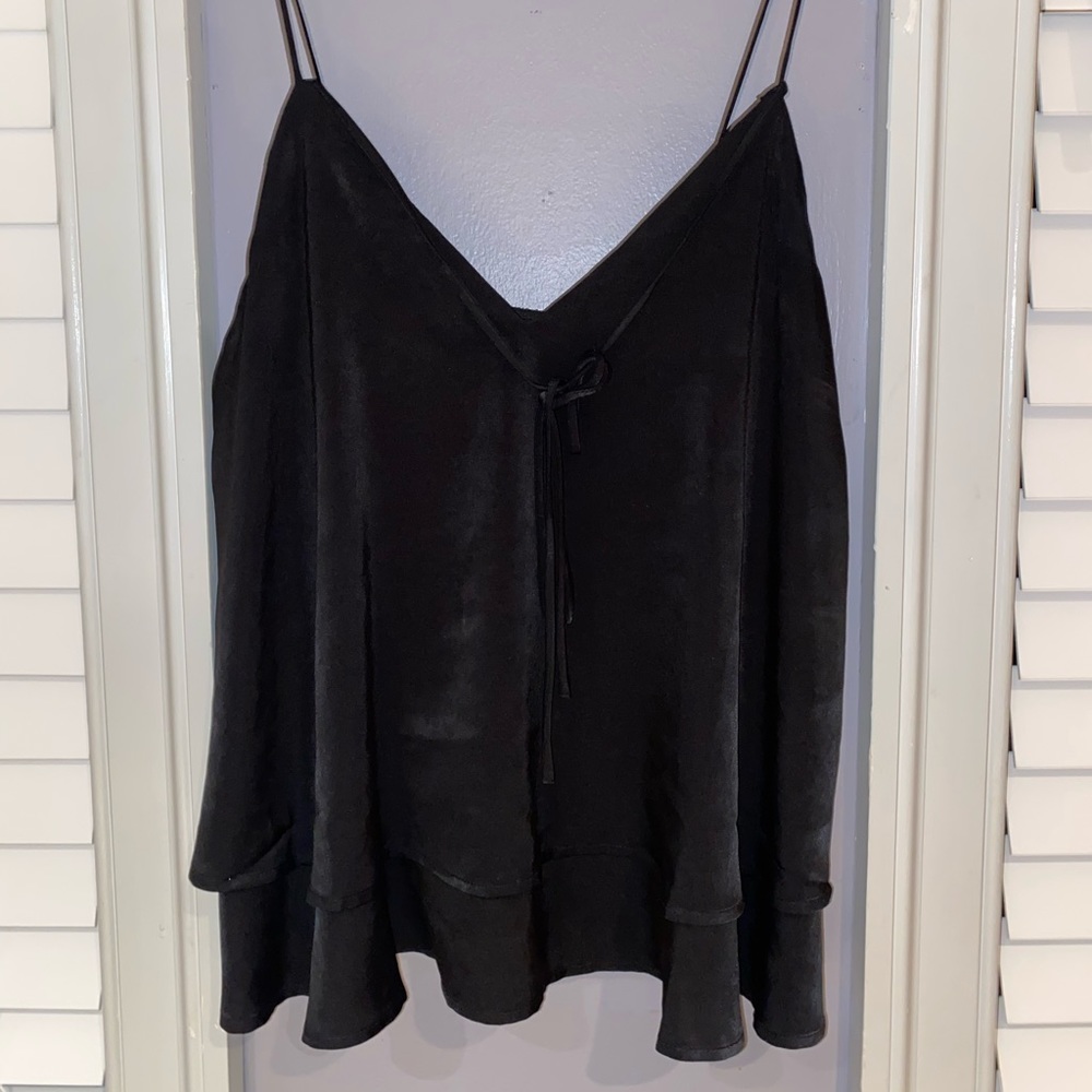 Women’s Rowen Black Flowy Tank Top Medium - Picture 7 of 8